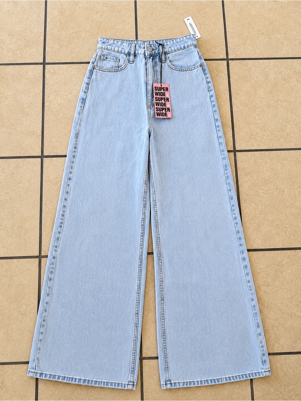 YMI Super Wide Fit High Rise Wide Leg Jeans Women's Light Wash Denim 5/27